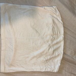 ⭐️American Eagle Outfitters Cream Mini Skirt